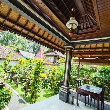 Rumah Keluarga Bali อูบุด ภายนอก รูปภาพ